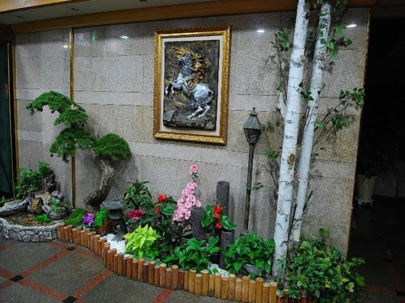 Arirang Tourist Hotel Changwon Luaran gambar